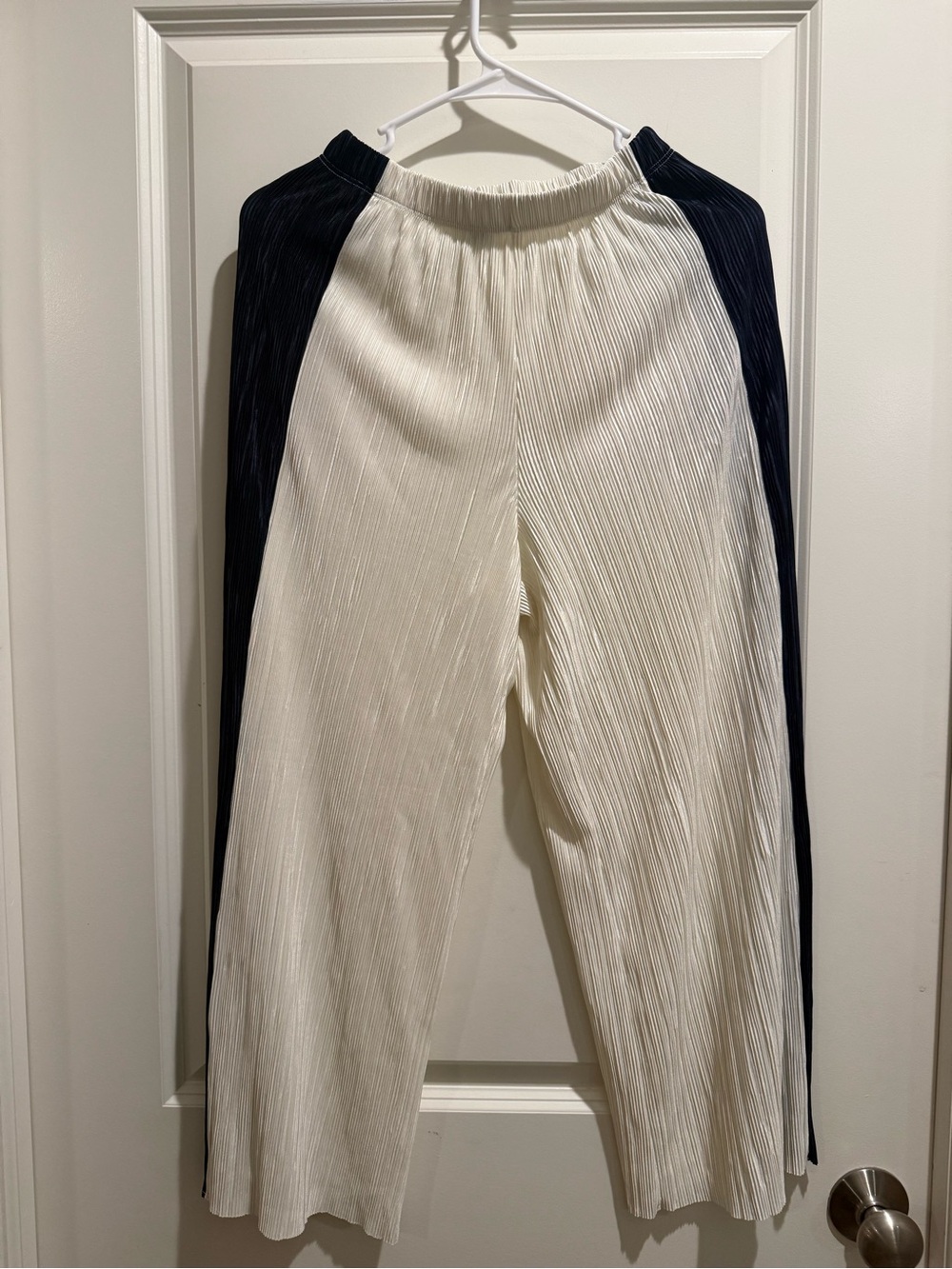 Topshop Pleated Wide-Leg Colorblock Pants - White & Black